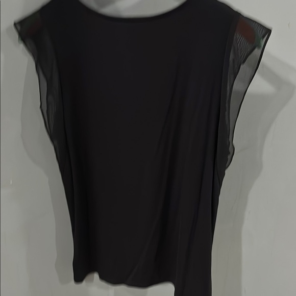 Black Sleeveless Women's Top NWT - Picture 4 of 4